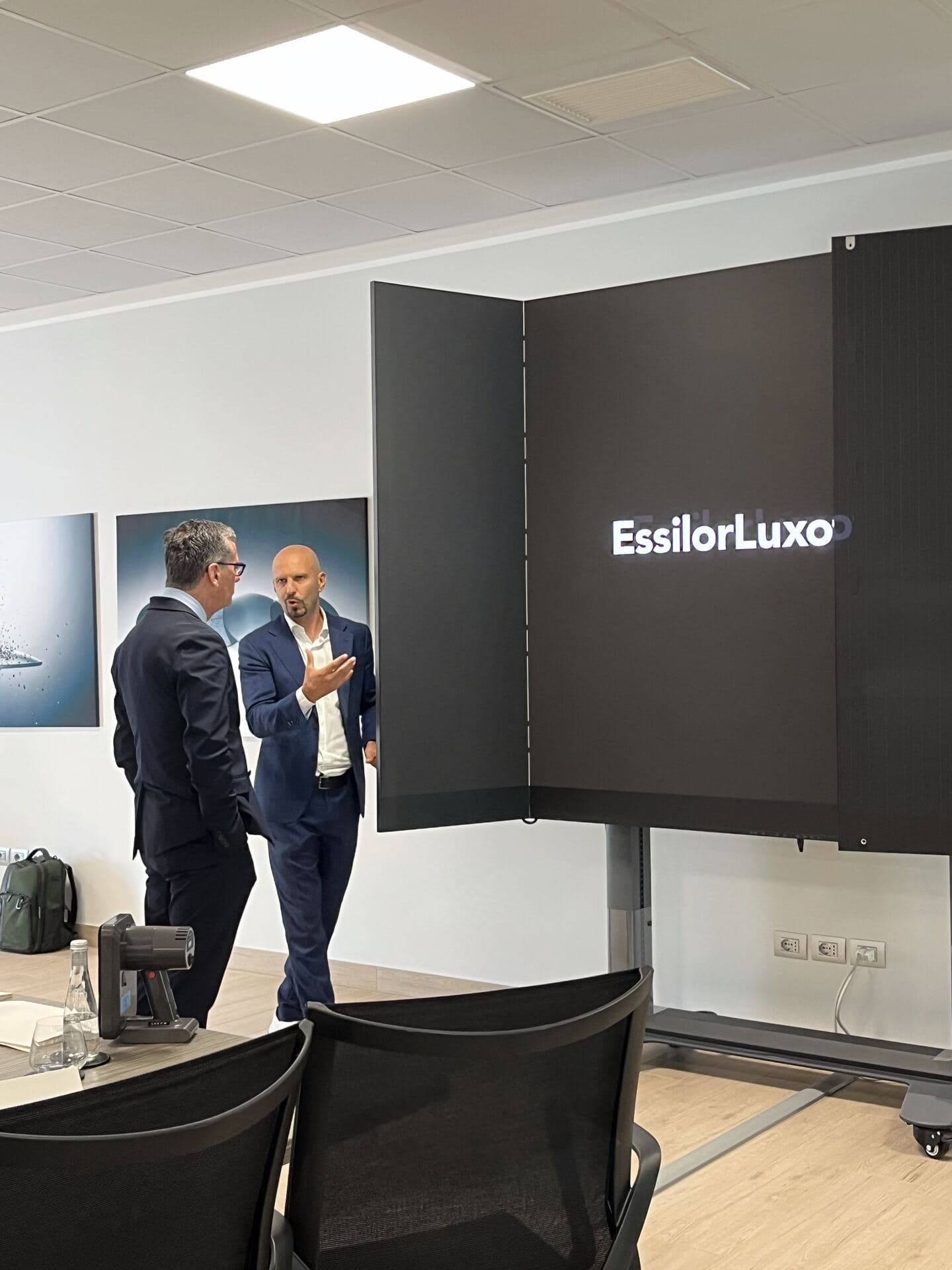 Foldable presso AD Essilor Luxottica presso Città S. Angelo 2025